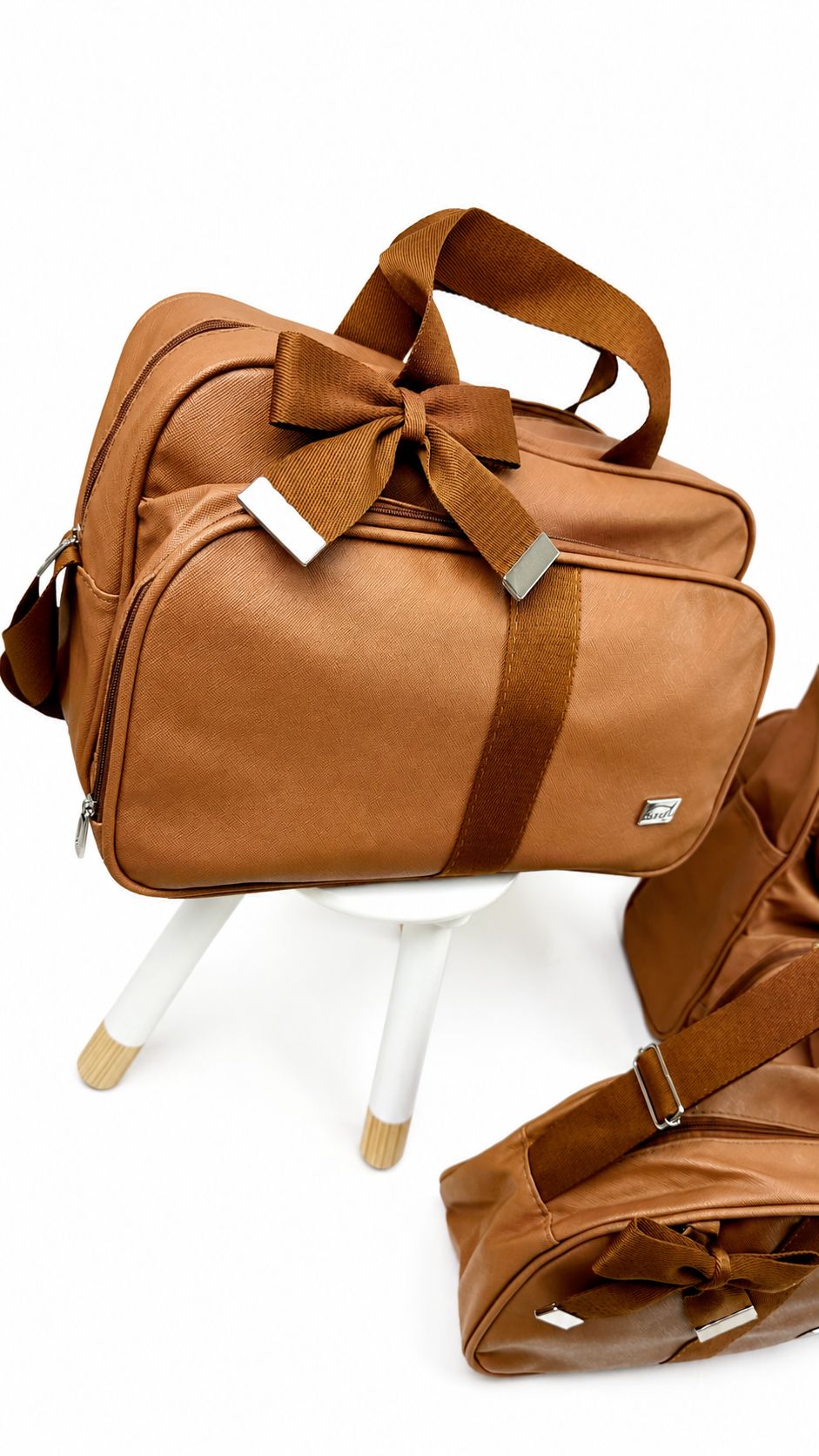 Bolso de Maternidad Delta Liso Marrón