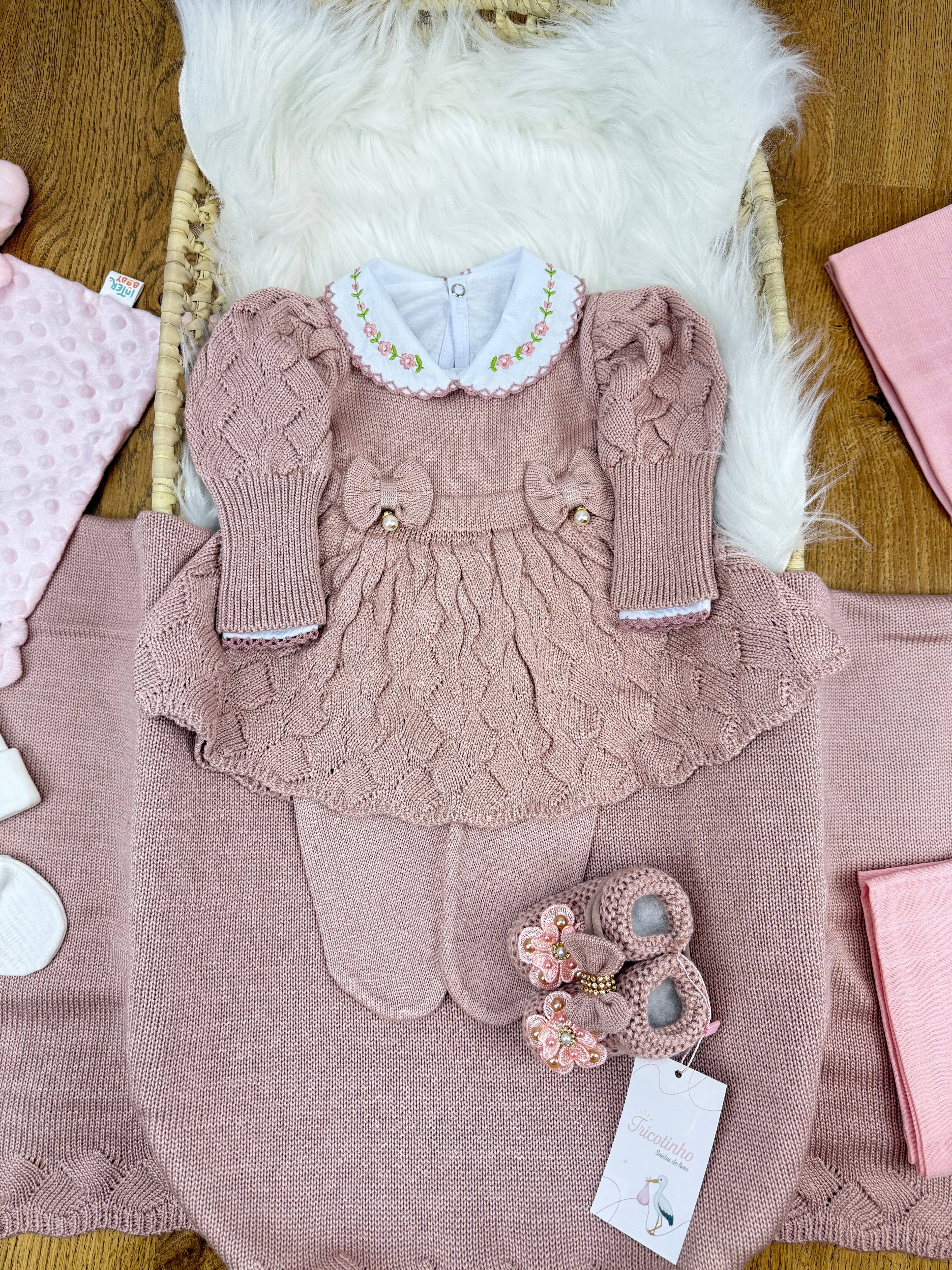 Kit de Maternidade 4 Peças e Sapatinho