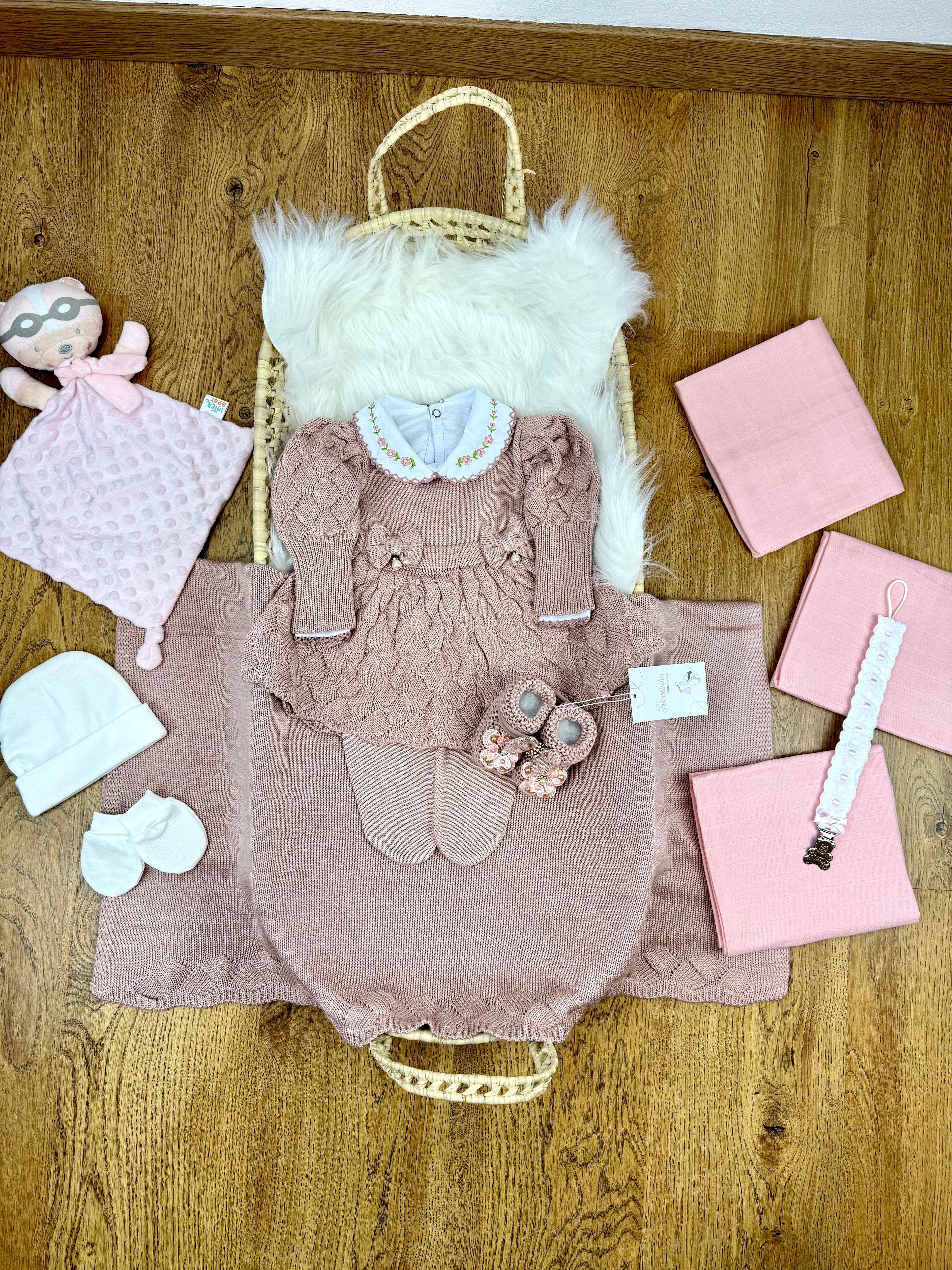 Kit de Maternidade 4 Peças e Sapatinho